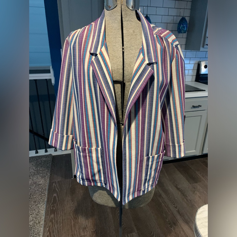 Vintage Cricket Lane women’s jacket 3/4 length arms modern size Large
